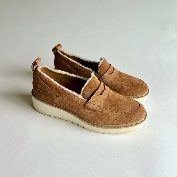 UGG Penny Tan Suede Sheepskin Leather Fur Trim Rubber Outsole Loafers size 8 - Picture 16 of 16